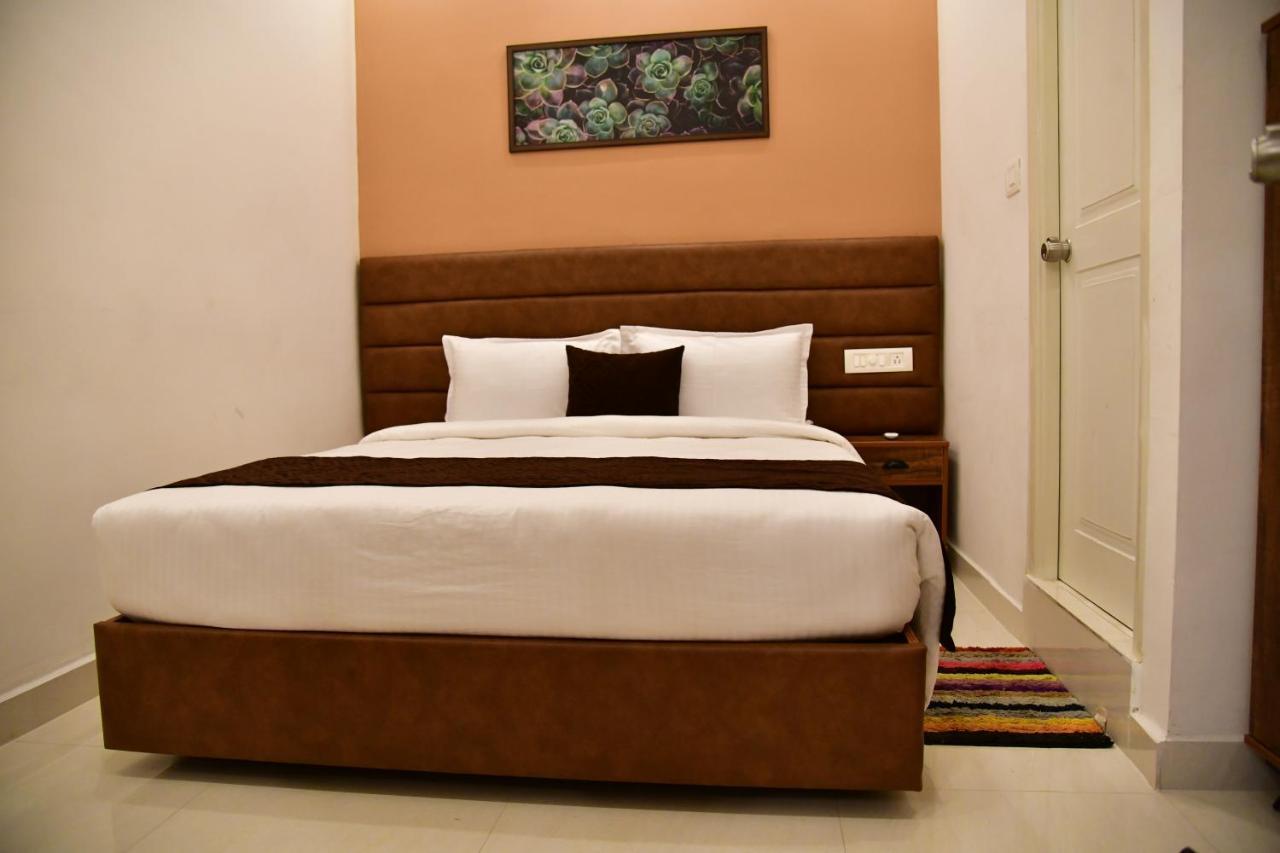 Xcel Luxury Hotel Apartments-Home Living Redefined Мисор Екстериор снимка