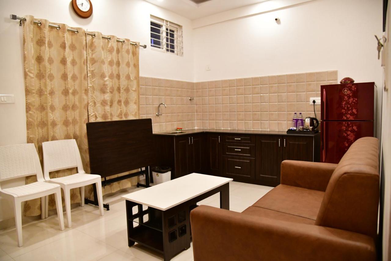 Xcel Luxury Hotel Apartments-Home Living Redefined Мисор Екстериор снимка