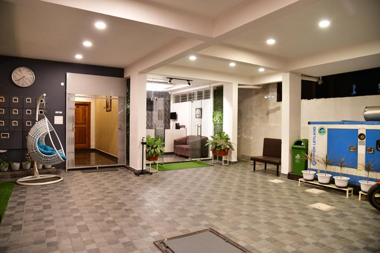 Xcel Luxury Hotel Apartments-Home Living Redefined Мисор Екстериор снимка