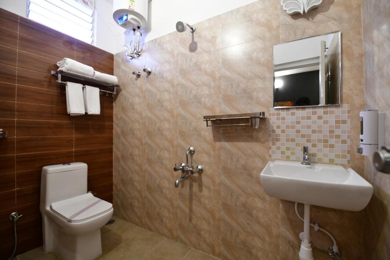 Xcel Luxury Hotel Apartments-Home Living Redefined Мисор Екстериор снимка