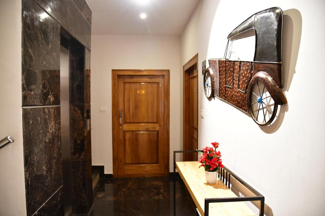 Xcel Luxury Hotel Apartments-Home Living Redefined Мисор Екстериор снимка