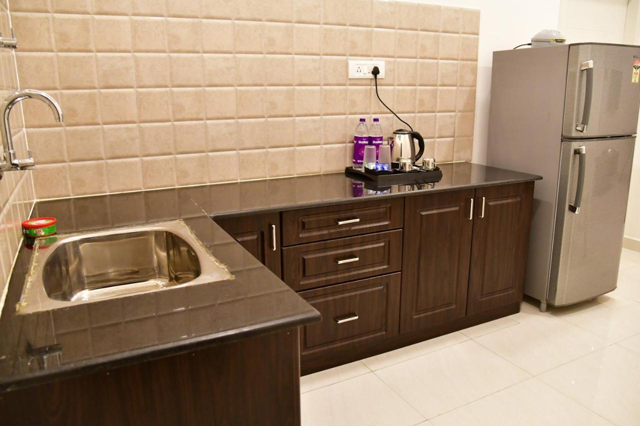 Xcel Luxury Hotel Apartments-Home Living Redefined Мисор Екстериор снимка
