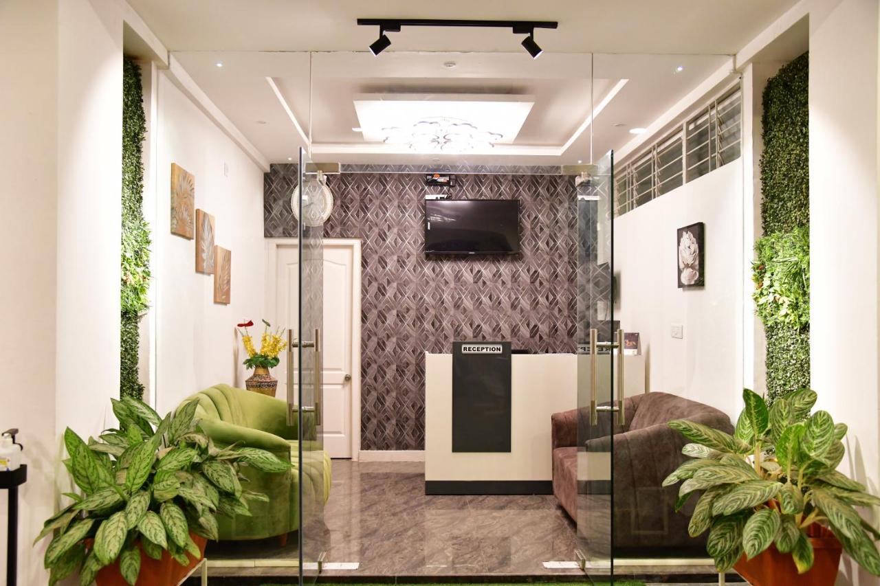 Xcel Luxury Hotel Apartments-Home Living Redefined Мисор Екстериор снимка